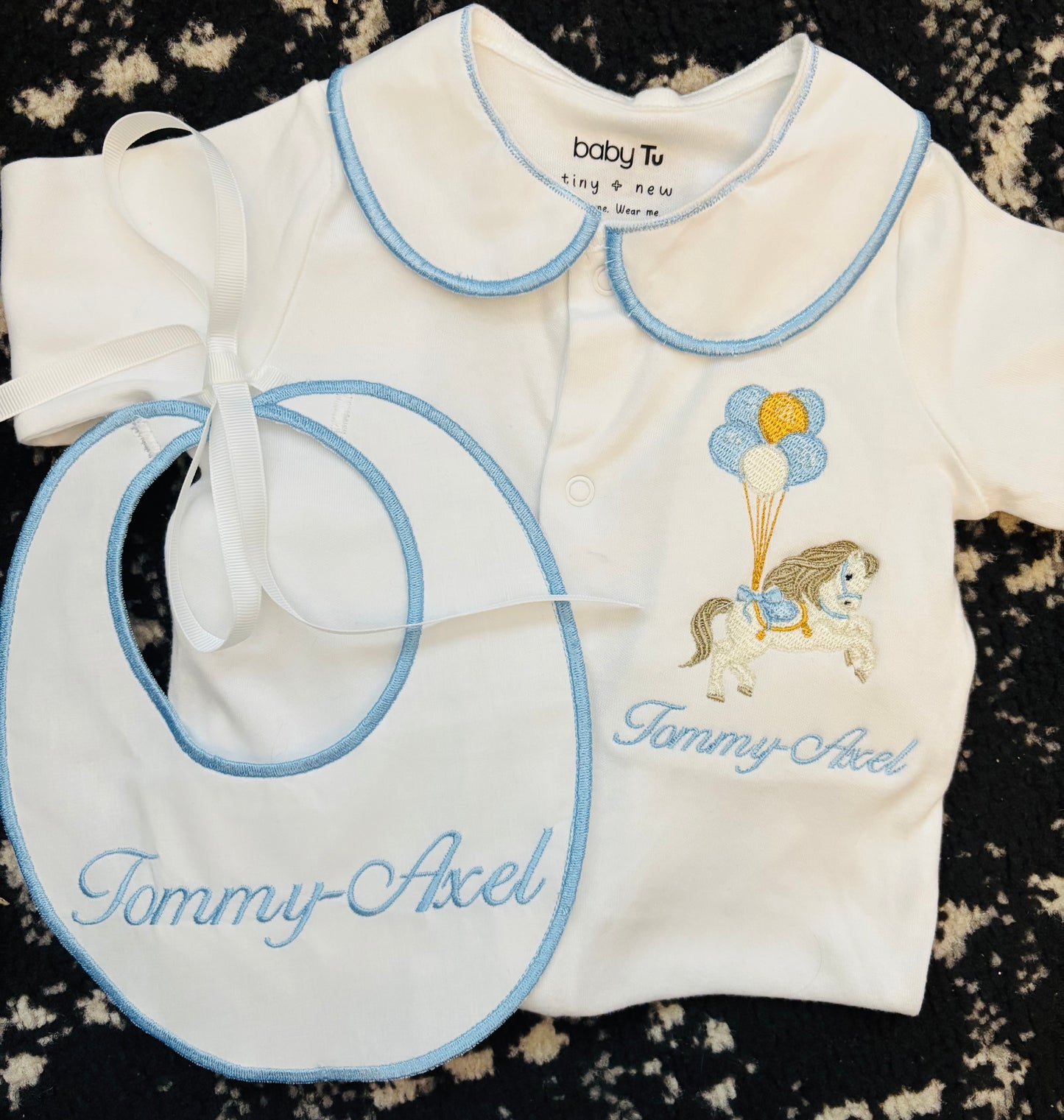Carousel & Balloons Embroidery Set