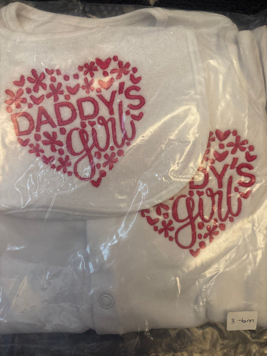 Daddy’s girl babygrow & bib set - size 3-6m